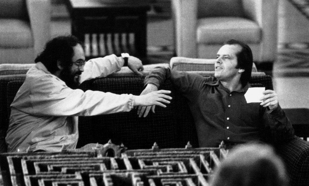 Kubrick y Nicholson charlan durante un descanso del rodaje